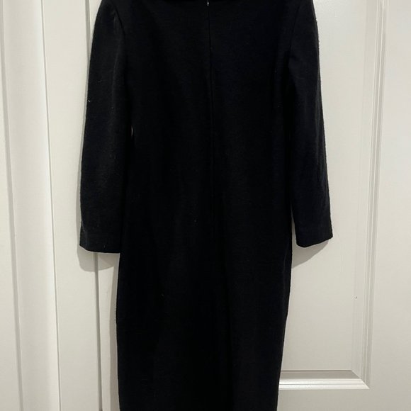 GEORGES RECH of Paris Black Sheath with Fur Trim - Picture 5 of 6